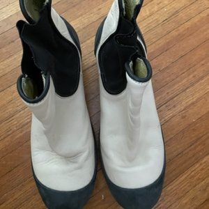 Camper Vintage Cream Colored Boot Rubber Sole and Heel Size 7.5 New Price Drop